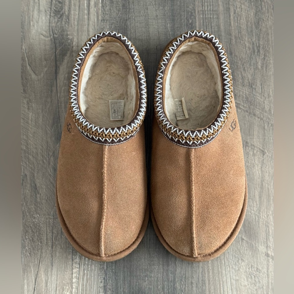 Ugg Tasman Slippers Chestnut Size 8 GUC!